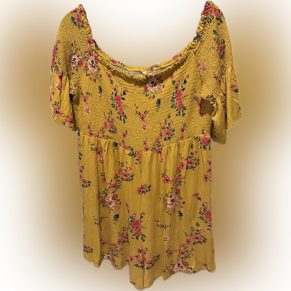 🇺🇸 Sale Xhilaration-Target Floral Marigold Smocked Romper.